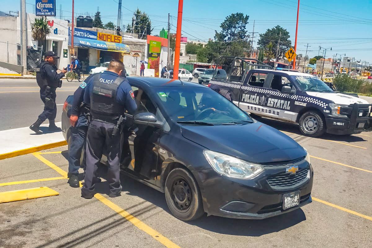 Auxilia Protección Civil y Seguridad Pública de Huamantla a persona herida por arma de fuego
